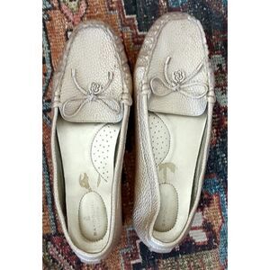 Bandolino gold flats gold slip ons size 9.5